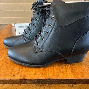 TOP Moda Black Lace-Up Ankle Boots with Low Heel